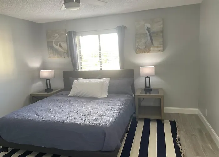 Sunny Palms Inn